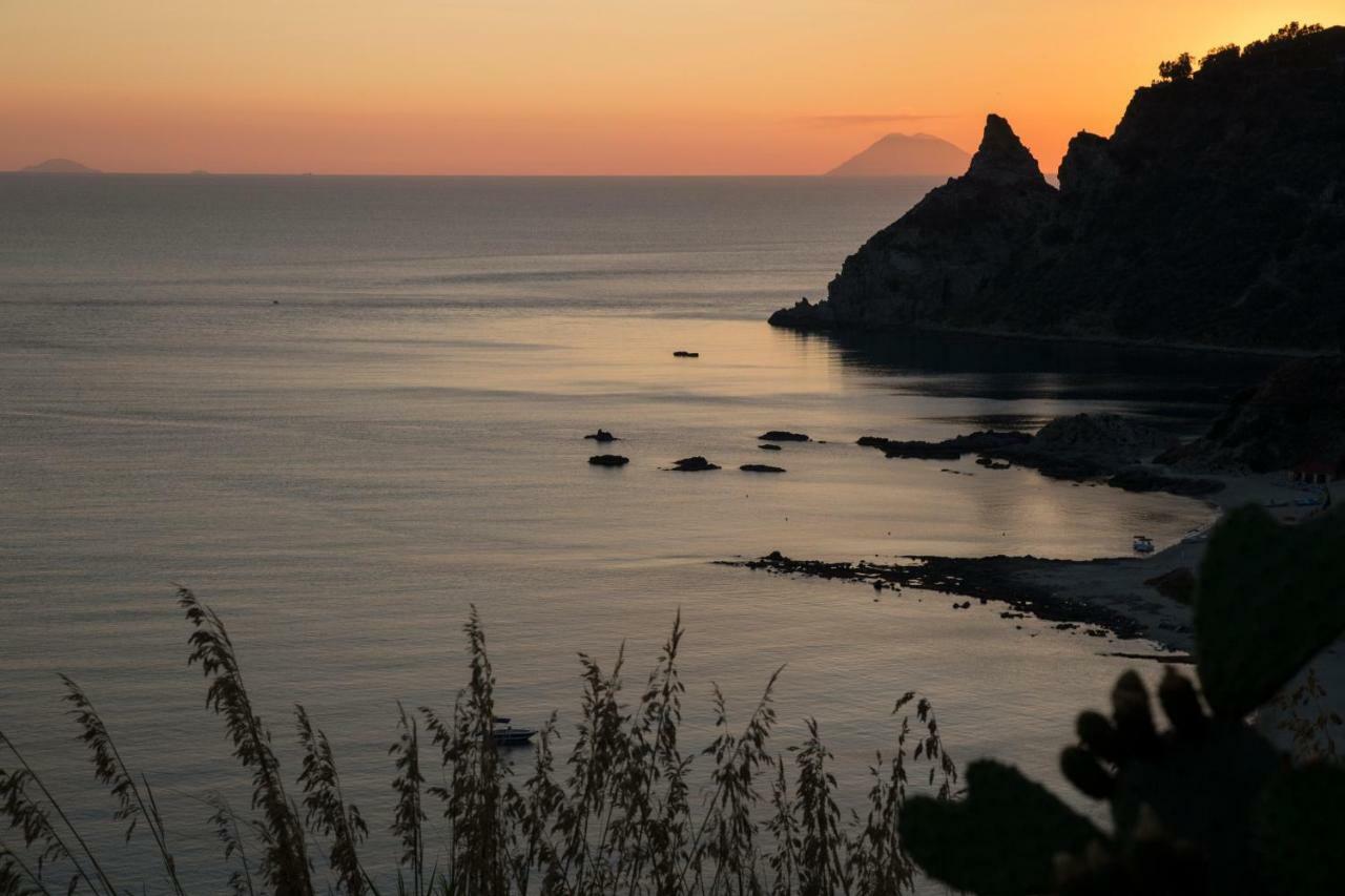 Hotel Santa Chiara Capo Vaticano Buitenkant foto